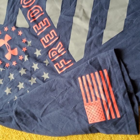 Under armor freedom T-shirt - size extra large - Picture 3 of 10